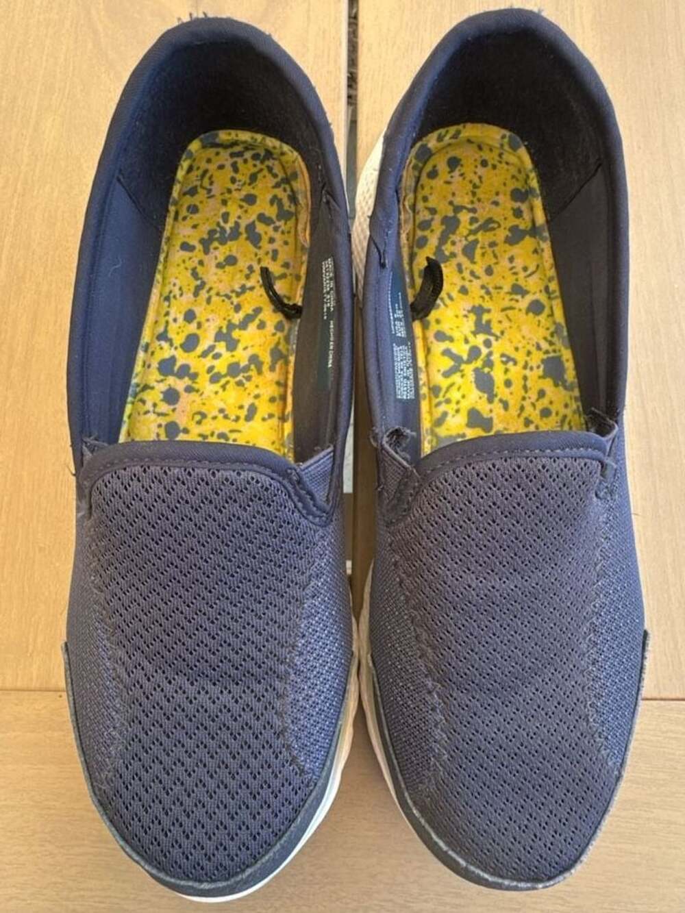 Danskin Now Slip-On Walking Shoes Size 9 Navy Blue